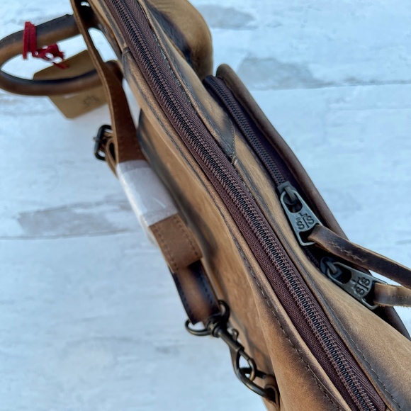 NWT - Sunny Backpack by STS - spot of glue on interior - Picture 3 of 8